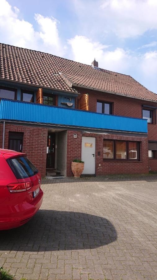 Kleine Gemuetliche Ferienwohnung Im Fachwerkstil Wolfsbourg Extérieur photo
